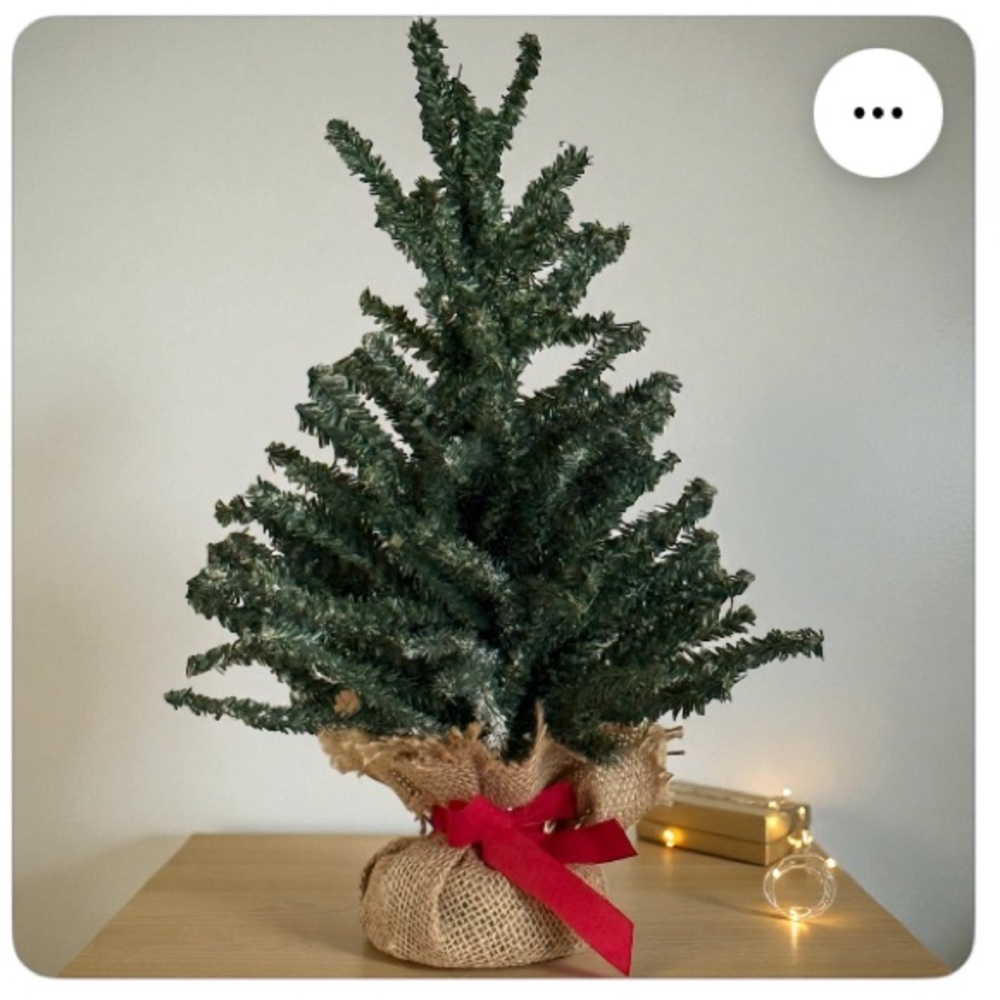 NWT Green /light snowArtificial Tree with Burlap w red ribbon. - Picture 5 of 6